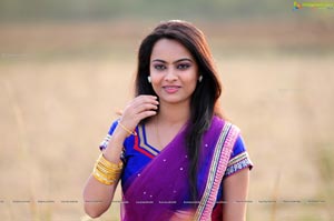 Simmi Das HD Photos