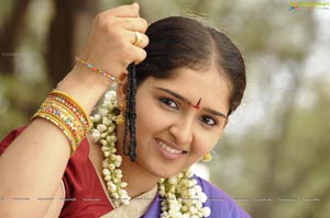 Tamil Actress Sanusha Santhosh