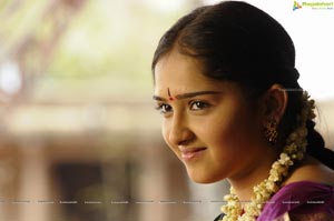 Tamil Actress Sanusha Santhosh