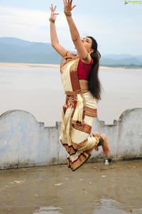 Veda in Bharata Natyam Dress