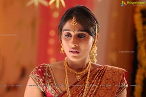 Regina Cassandra Close Up Photos