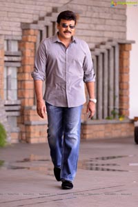 Chiranjeevi New Looks