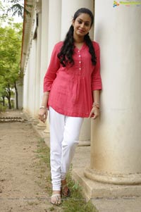 Telugu Heroine Abhinaya