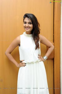 Heroine Neha Deshpande