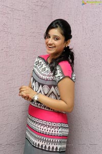 Heroine Priya Anduluri