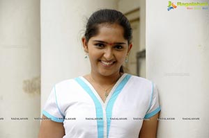 Heroine Sanusha Santhosh