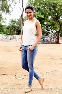 Loukyam Heroine Rakul Preet Singh