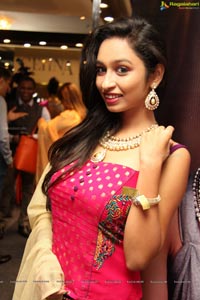 Model Juhi Chavan