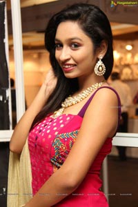 Model Juhi Chavan