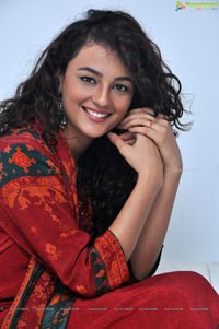 Mumbai Model Seerat Kapoor