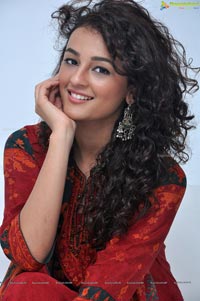 Mumbai Model Seerat Kapoor