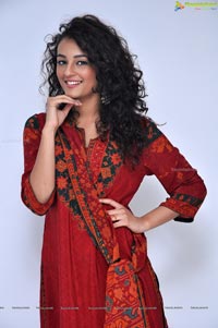 Mumbai Model Seerat Kapoor