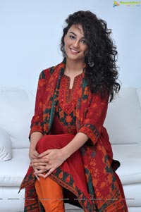 Mumbai Model Seerat Kapoor