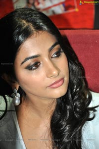 Oka Laila Kosam Pooja Hegde