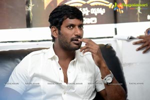 Poojai Hero Vishal