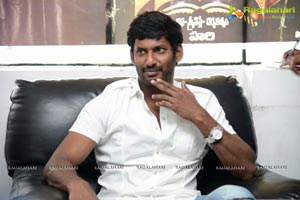 Poojai Hero Vishal