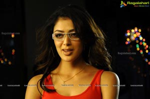 Tamil Actress Parvathi Melton