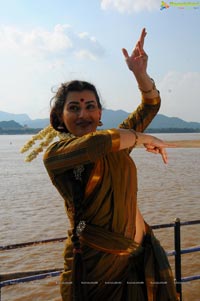 Veda Archana Dancing Photos