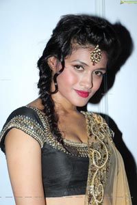 Actress Kimaya