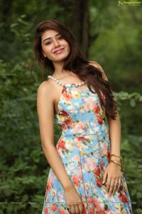 Aarti Chhikara Photos