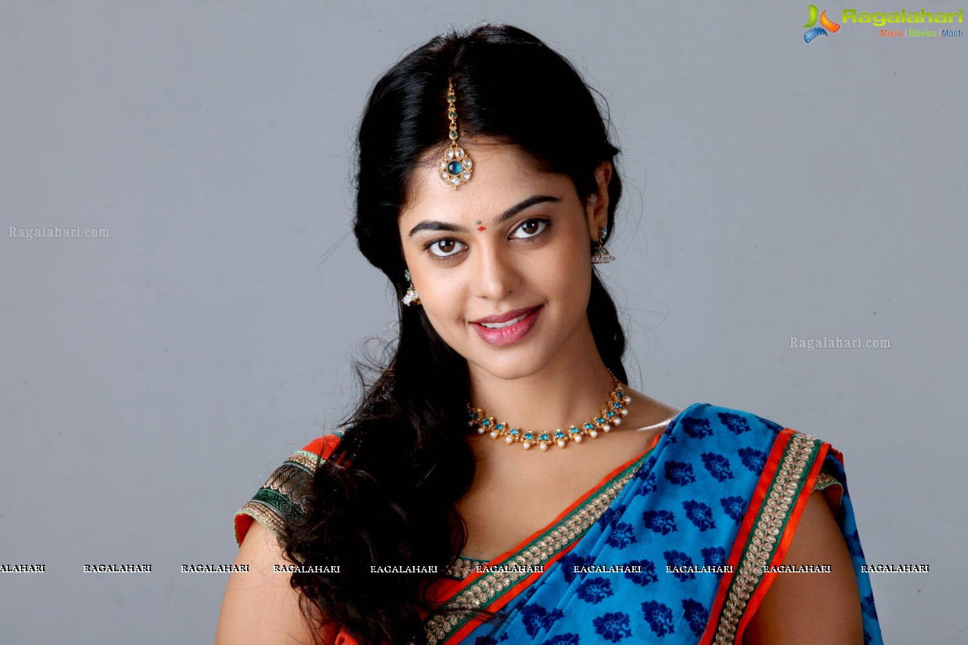 Bindu Madhavi (Posters)