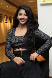 Daksha Nagarkar Photos