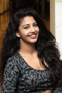 Daksha Nagarkar Photos