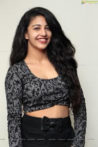 Daksha Nagarkar Photos