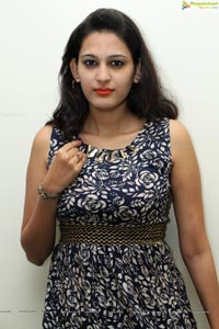 Heroine Swetha Jadhav Photos