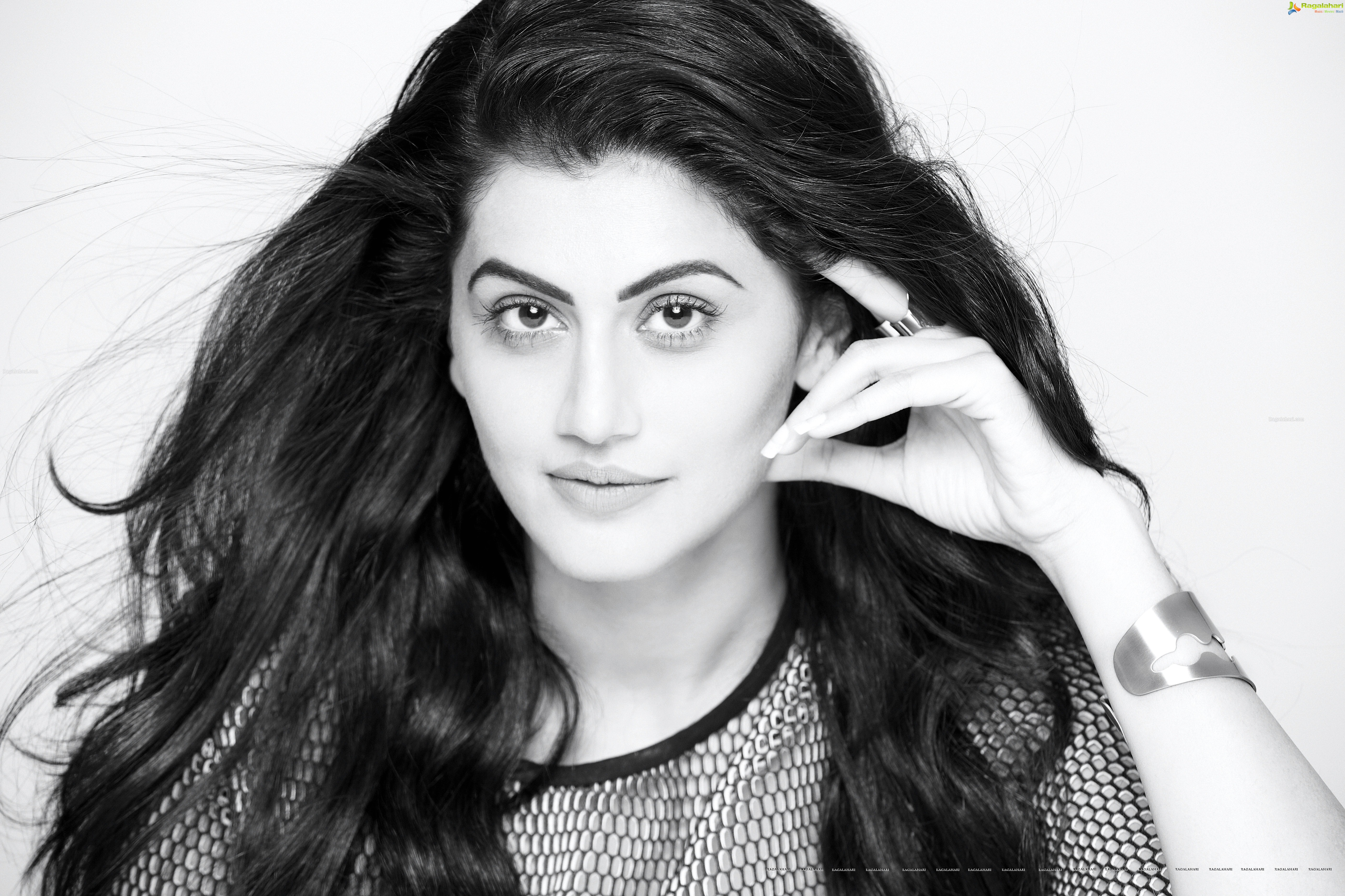 Taapsee (Posters)