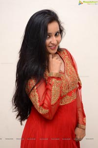 Ishika Singh Glam Stills