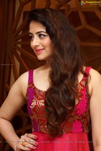 Zoya Afroz Photos