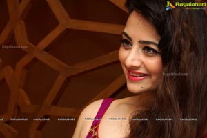 Zoya Afroz Photos