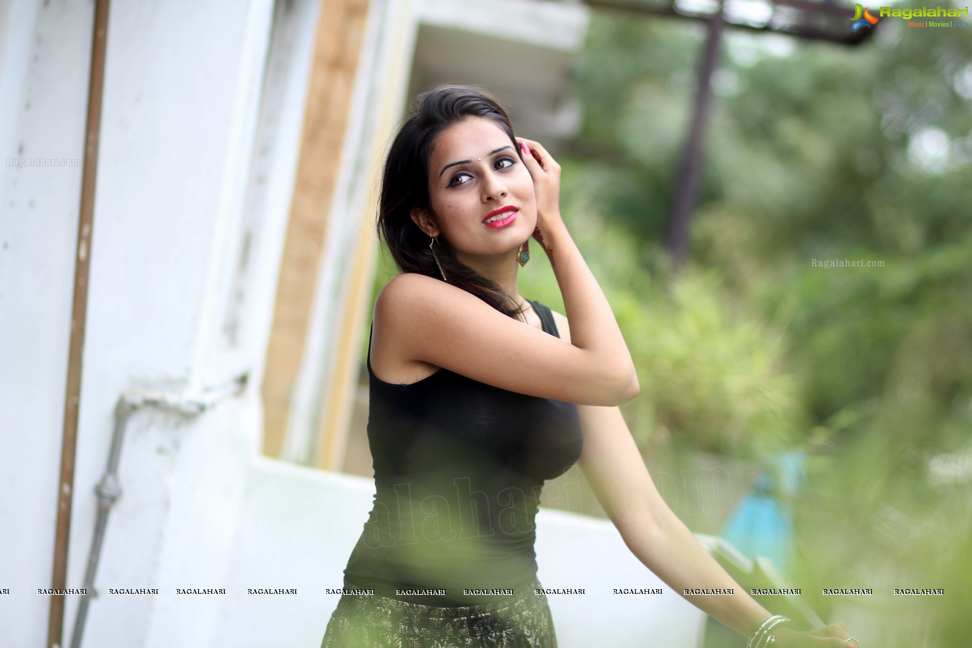 Nikitha (High Definition)