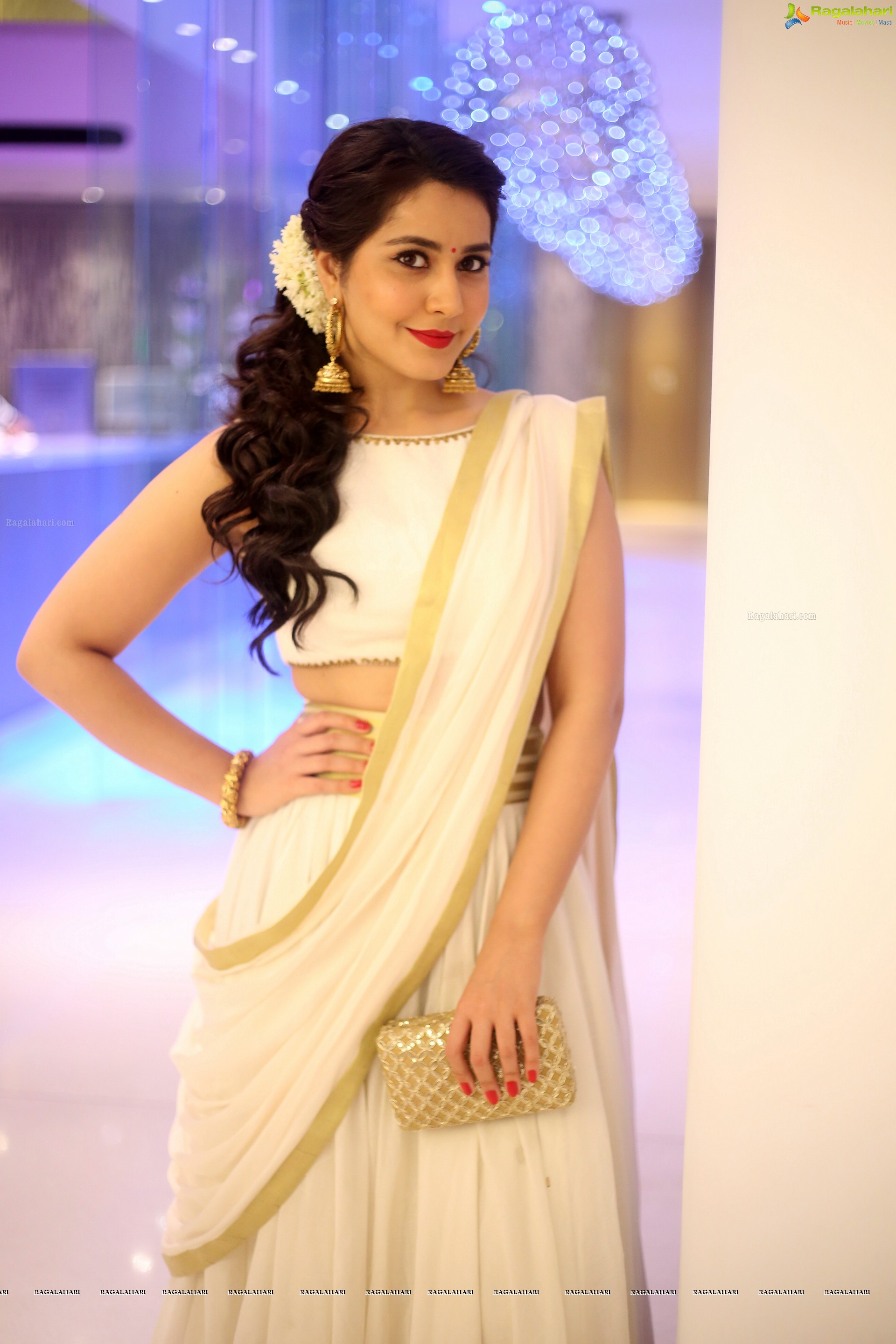 Super Cute Raashi Khanna in White Dress HD Photos