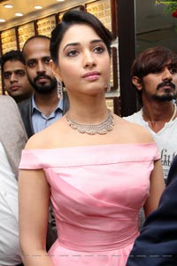 Tamannaah Bhatia at Malabar Gold n Diamonds showroom