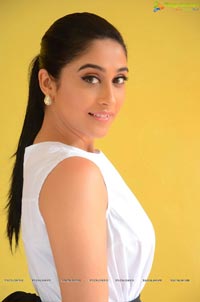 Regina Cassandra