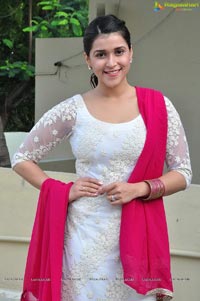 Mannara Chopra