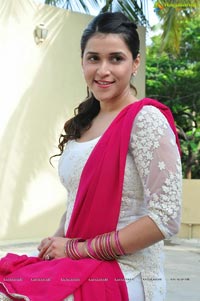 Mannara Chopra