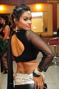 Dancer Nisha