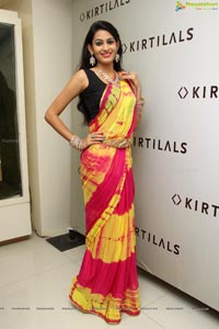 Swetha Jadhav at Kirtilal's Dazzling Bangle Mela