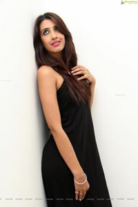 Komal Kalra