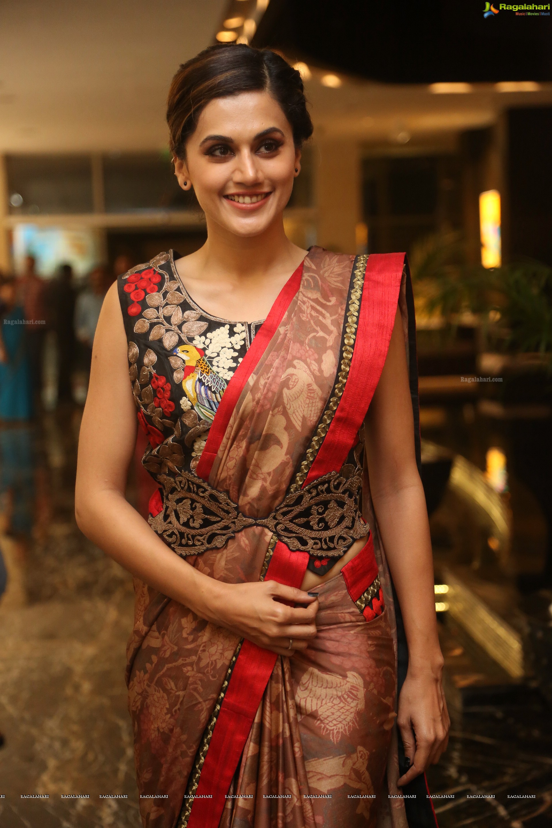 Taapsee - HD Gallery