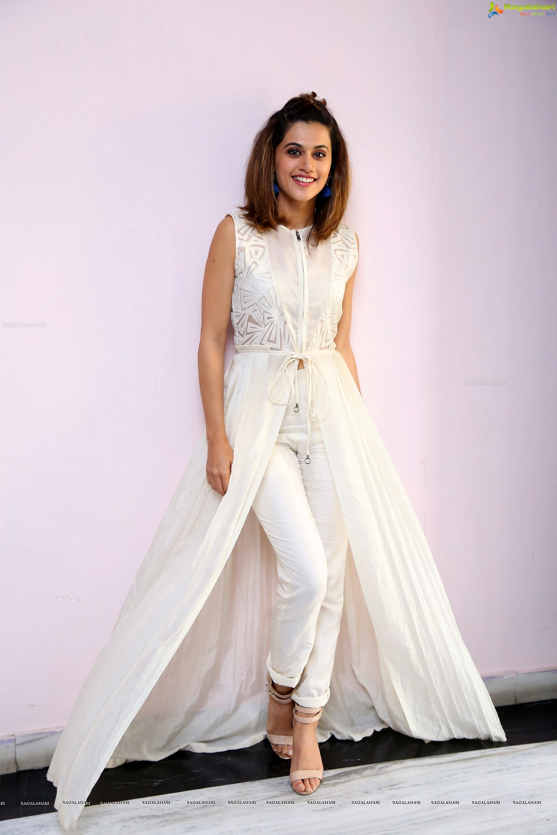 Taapsee Pannu (High Defintion)