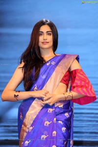 Adah Sharma at Woven 2017