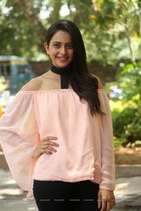 Rakul Preekt Singh @ JJN Sucessmeet