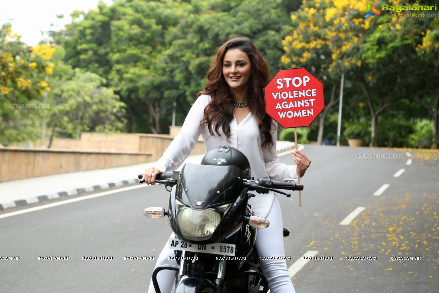 Seerat Kapoor (Posters)