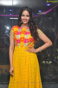 Pujitha Ponnada at Aakruthi Designer Studio Launch