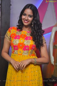 Pujitha Ponnada at Aakruthi Designer Studio Launch