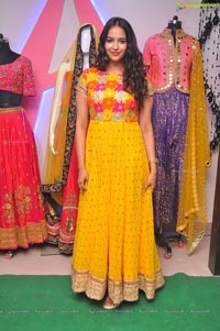 Pujitha Ponnada at Aakruthi Designer Studio Launch